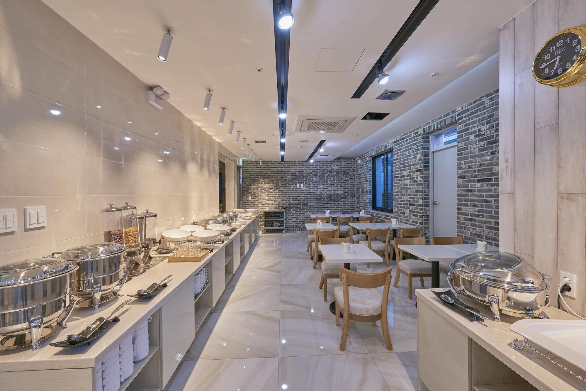 Dubai Hotel غوانغجو المظهر الخارجي الصورة